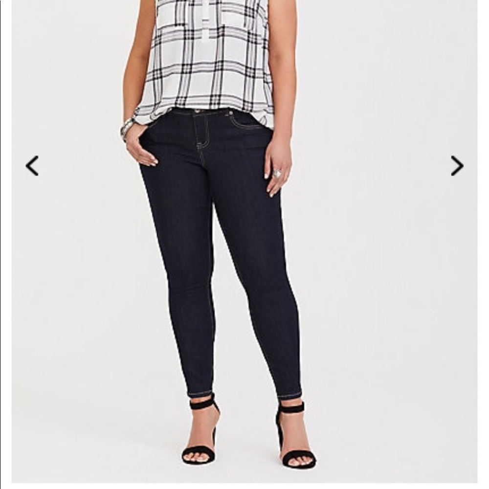 TORRID Premium STRETCH Dark DENIM SKINNY Jeans 14R